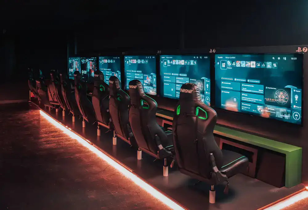 Immersive esports arena lighting
